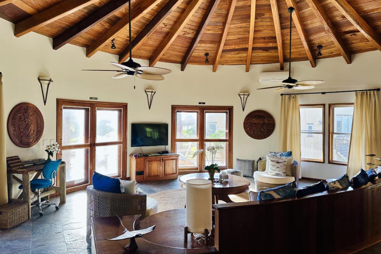 Villa Serenity 圣佩德罗 外观 照片