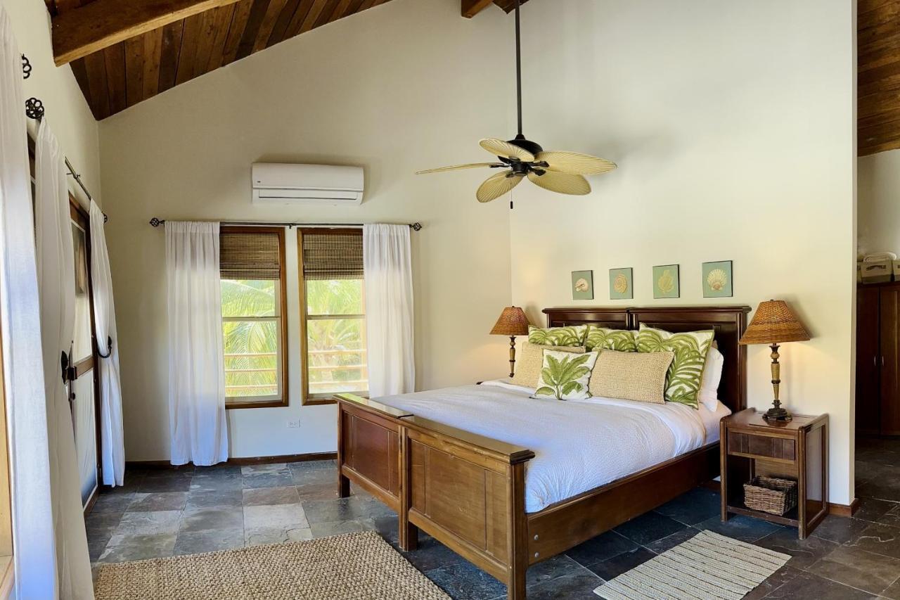 Villa Serenity 圣佩德罗 外观 照片