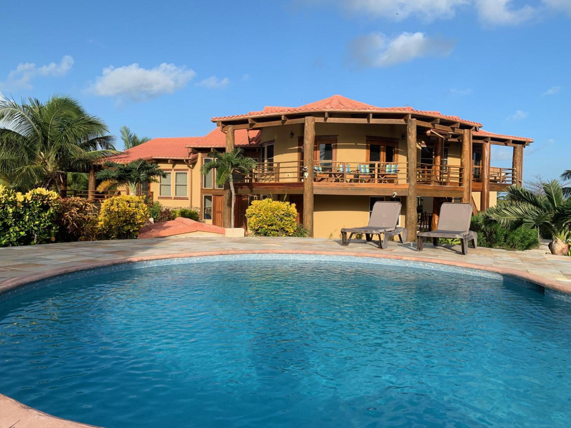 Villa Serenity 圣佩德罗 客房 照片
